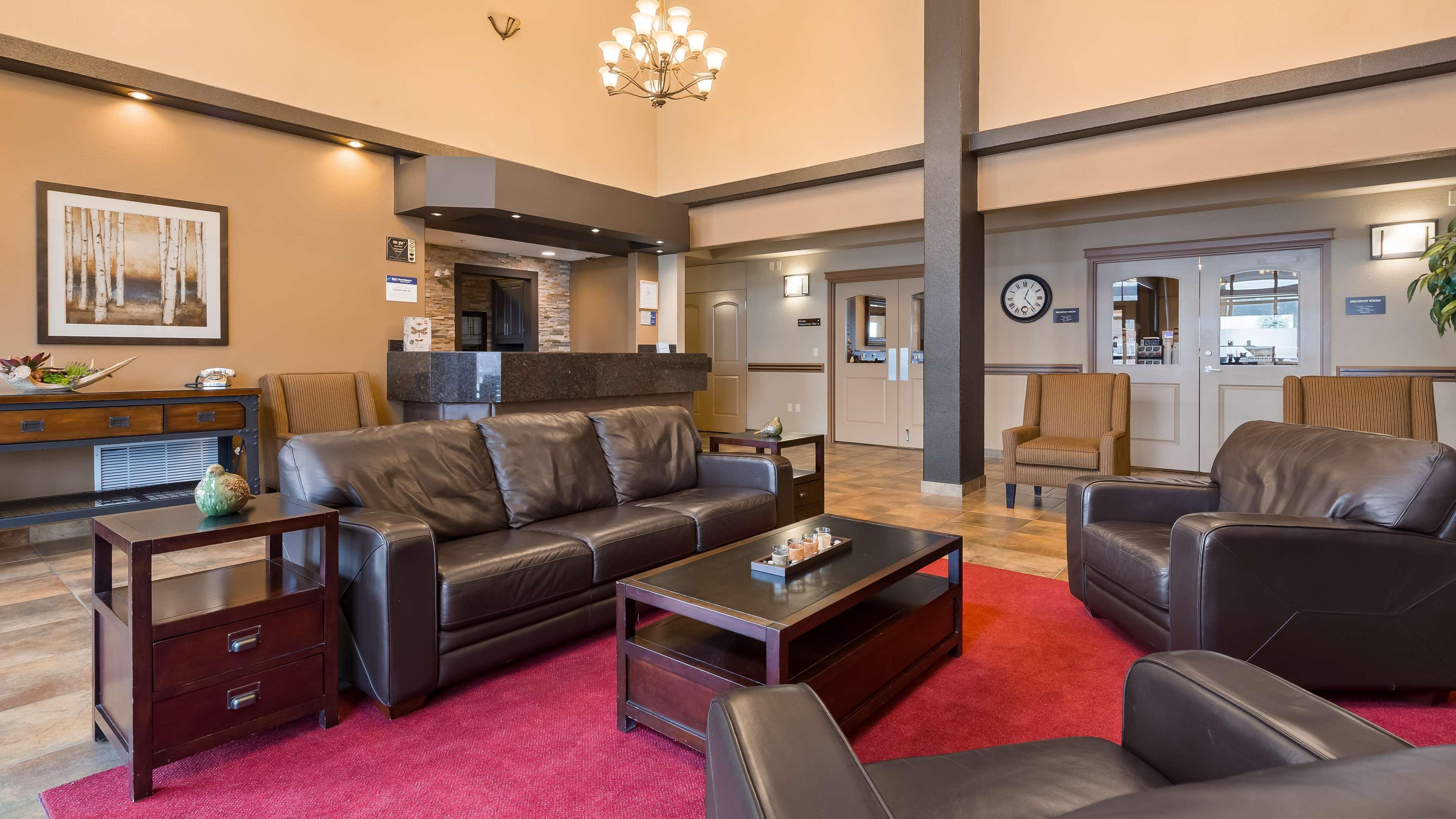 Best Western Plus Kamloops Hotel Экстерьер фото